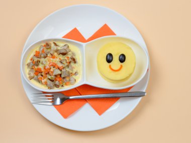 Patates püresi ve güveç