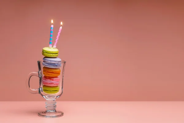 Coloridos macarones de cumpleaños —  Fotos de Stock