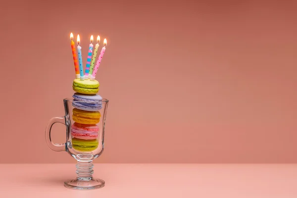 Macarons de aniversário coloridos — Fotografia de Stock