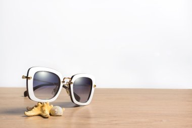 Masada güneş gözlüğü