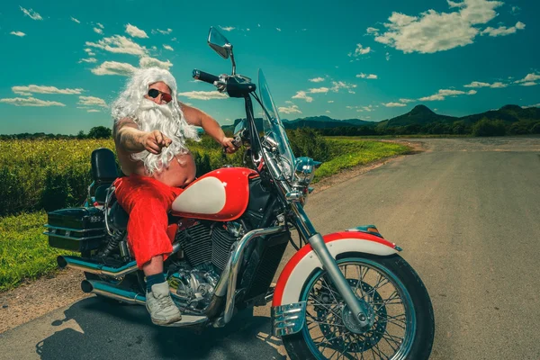 bir motosiklet üzerinde Santa