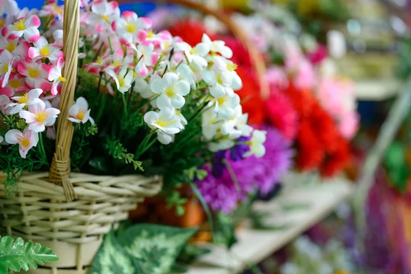 Bouquets na prateleira — Fotografia de Stock