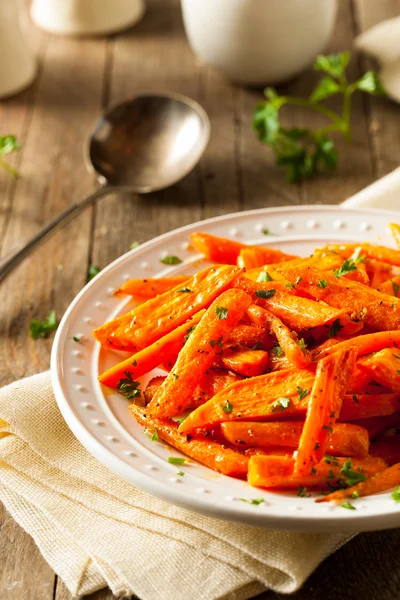 Zanahorias asadas caseras saludables —  Fotos de Stock