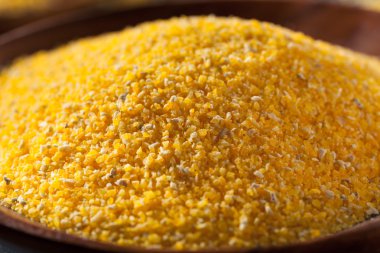 Ham organik Polenta Mısır yemek