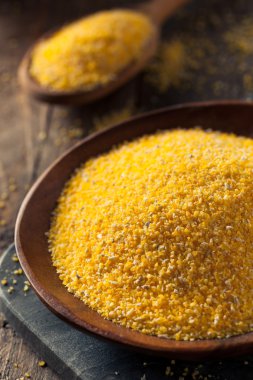 Ham organik Polenta Mısır yemek
