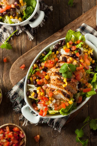 Hausgemachte mexikanische Chicken Burrito Schüssel — Stockfoto