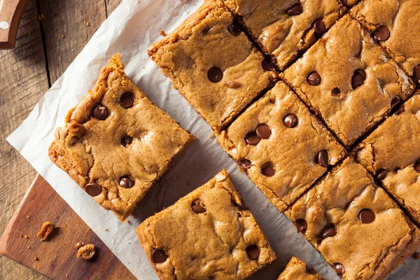 Cioccolato fatto in casa Chip Blondies — Foto Stock