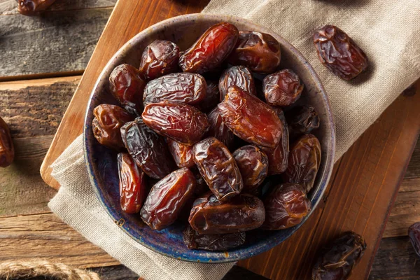 Date di Medjool biologico crudo — Foto Stock