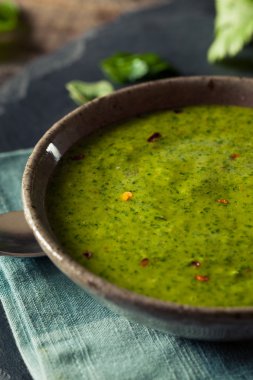 Ham organik yeşil Chimichurri sosu