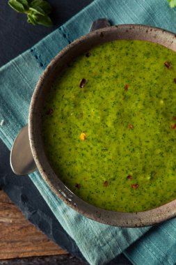 Ham organik yeşil Chimichurri sosu