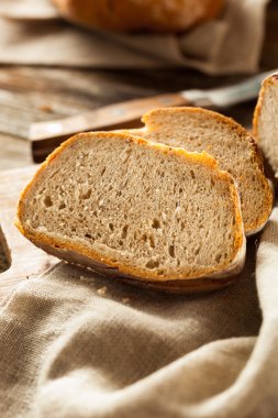 Ev yapımı çavdar ekmek