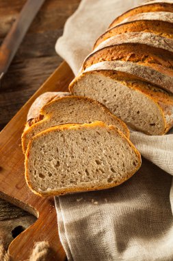 Ev yapımı çavdar ekmek