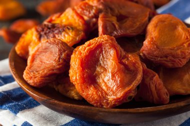 Ham organik kuru şeftali