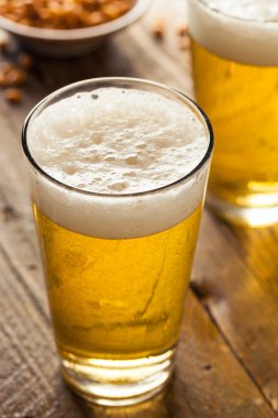 Canlandırıcı yaz Pint bira