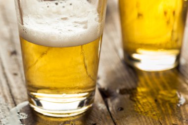 Canlandırıcı yaz Pint bira