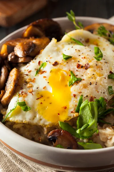 Healthy Homemade Savory Oatmeal — Stock Photo, Image