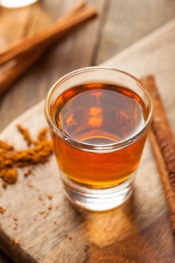 Tarçın viski viski Shot cam