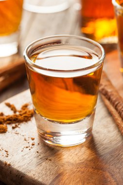 Tarçın viski viski Shot cam