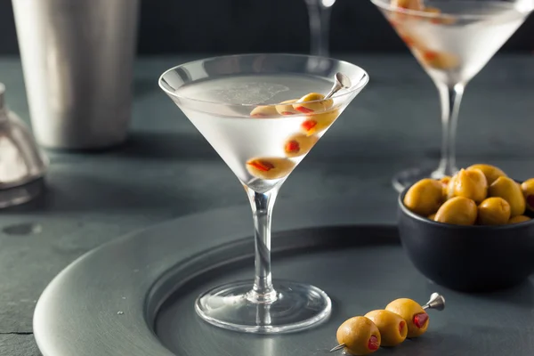 Martini de Vodka seco maltratado clásico — Foto de Stock