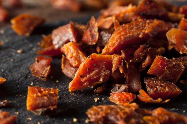 Füme somon sarsıntılı kurutulmuş