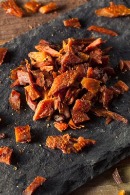 Füme somon sarsıntılı kurutulmuş