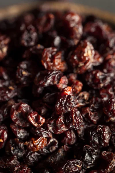Ev yapımı kuru siyah kuş üzümü