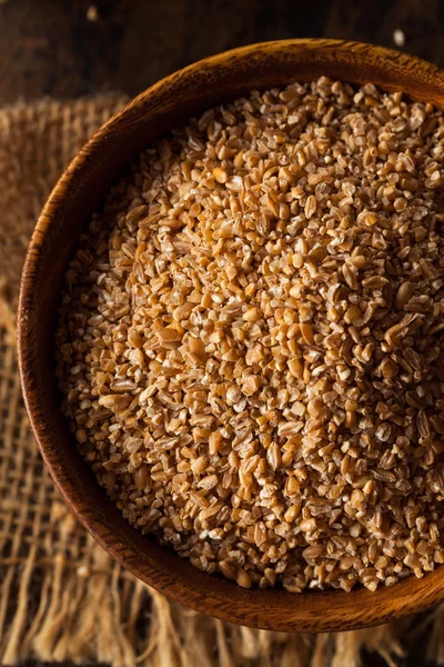 Raw Organic Whole Grain Cracked Wheat — Stock Photo, Image