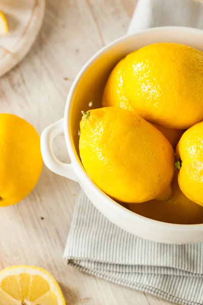 Raw Organic Yellow Lemons — Stock Photo, Image