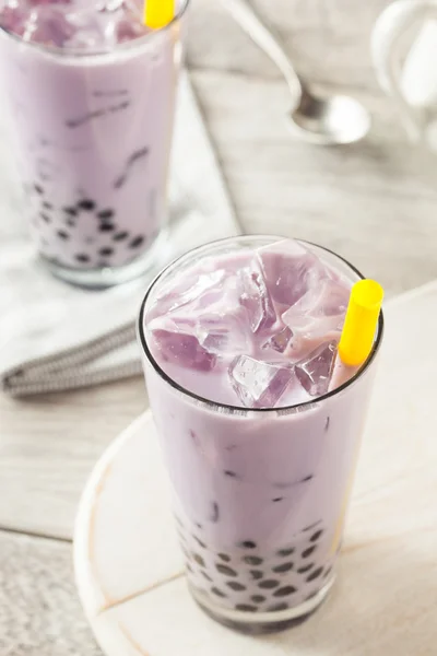 Ev yapımı Taro süt kabarcık çay tapyoka ile — Stok fotoğraf