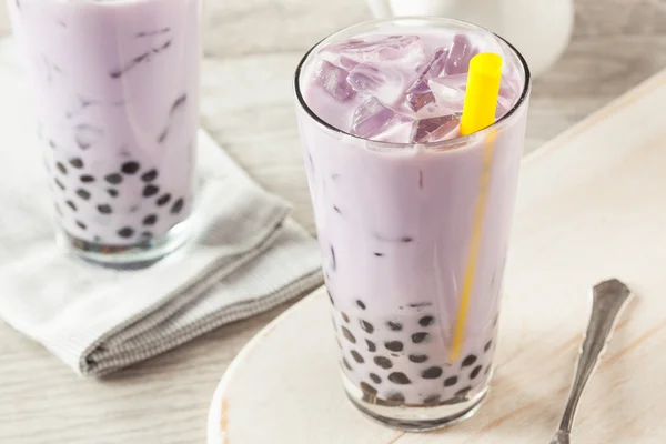 Domowe Taro mleka Bubble Tea z tapioki — Zdjęcie stockowe