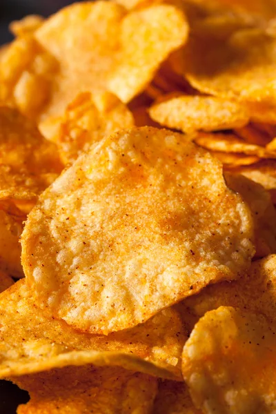 Hot Spicy Sriracha Potato Chips — Stock Photo, Image