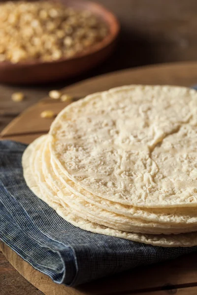 Hausgemachte Mais-Tortillas — Stockfoto