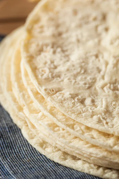 Tortillas caseras de maíz blanco —  Fotos de Stock