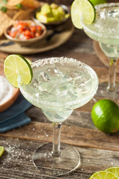 Erfrischende hausgemachte klassische Margarita — Stockfoto