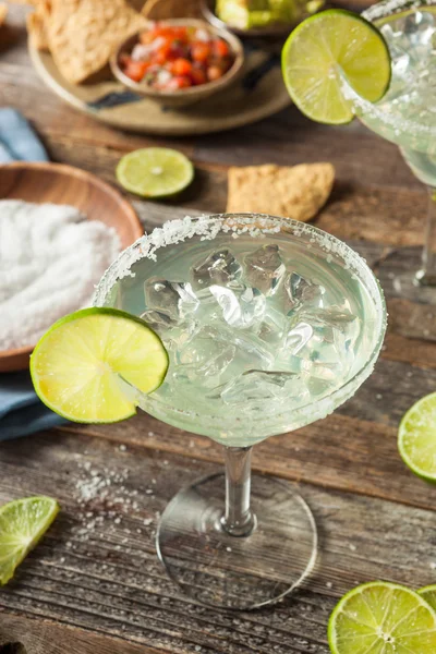 Refreshing Homemade Classic Margarita — Stock Photo, Image