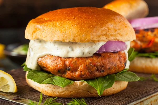 Homemade Salmon Burger with Tartar Sauce — Stock Photo, Image