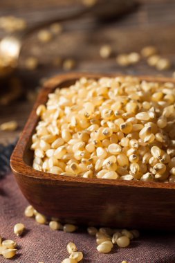 Ham organik beyaz patlamış mısır Kernals