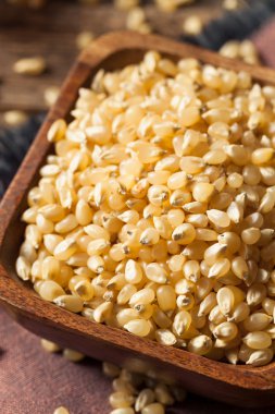 Ham organik beyaz patlamış mısır Kernals