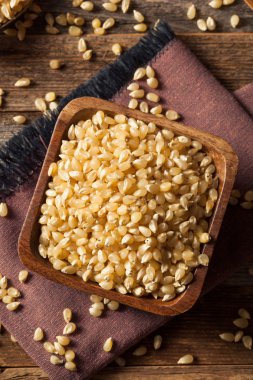 Ham organik beyaz patlamış mısır Kernals