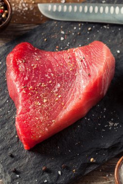 Ham organik pembe orkinos biftek