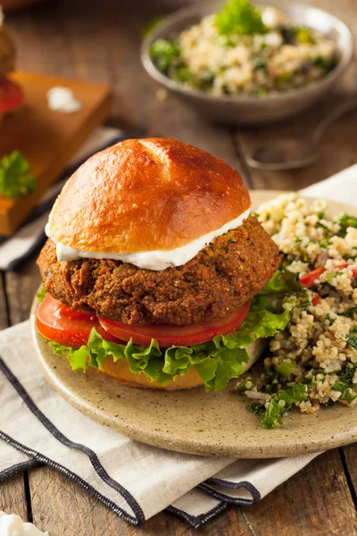 Homemade Mediterranean Falafel Burger — Stock Photo, Image