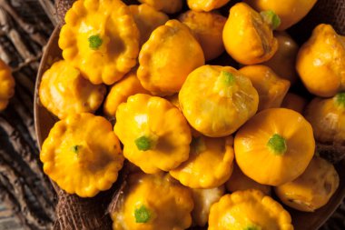 Ham organik sarı Pattypan Squash