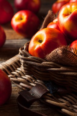 Sağlıklı organik çiğ olgun nektarin