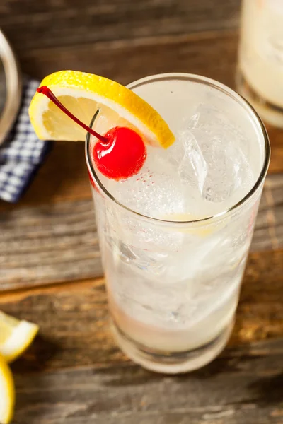 Uppfriskande klassiska Tom Collins Cocktail — Stockfoto