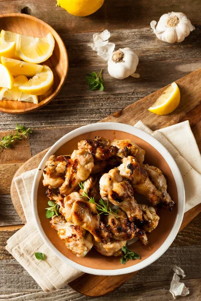 Izgara limon sarımsak tavuk kanadı
