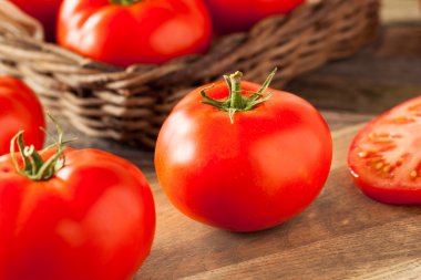 Ham organik kırmızı biftek domates