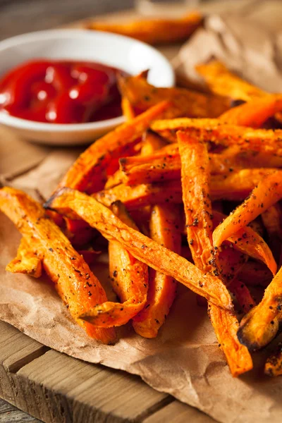 Healthy Homemade Baked Sweet Potato Fries — Stock Photo, Image