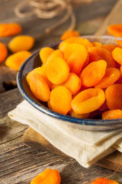 Ham organik Kuru Kayısı