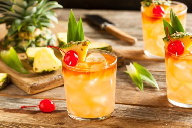Ev yapımı Mai Tai kokteyl