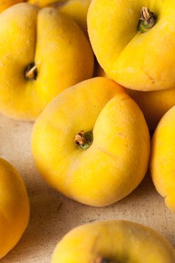 Ham organik sarı pasta şeftali